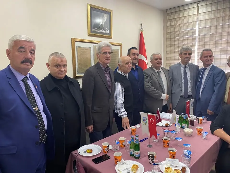 Pirlepeliler Derneği Kongresi’nde Erkan Deniz Yeniden Başkan Seçildi