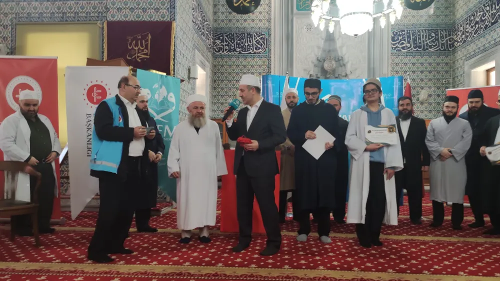 Bayrampaşa Kocatepe Camii’nde Hafızlık Öğrencileri İçin Dönem Sonu Programı Düzenlendi