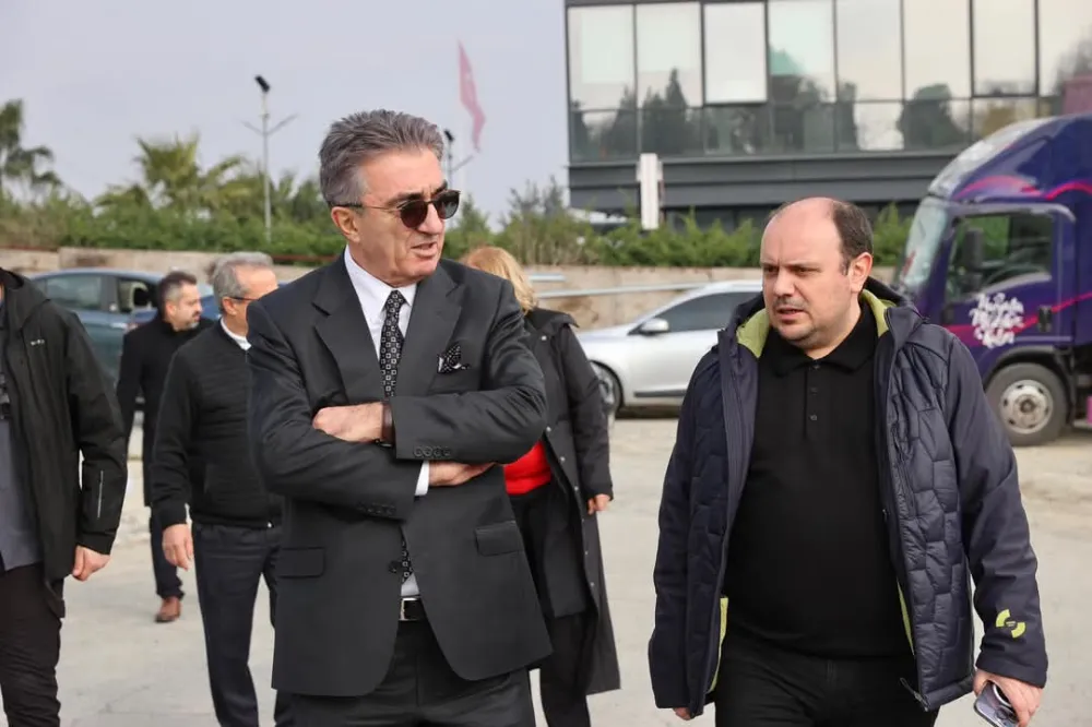 Başkan Hasan Mutlu, Mega Center Otoparkında İncelemelerde Bulundu ve Baypaş’ı Ziyaret Etti