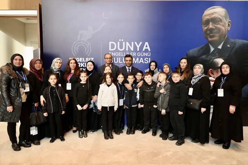 Bağcılar Engelliler Sarayı Kursiyerleri Ulusal Buluşmada Sahne Aldı