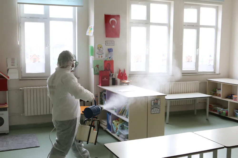 Bayrampaşa’da Okullar Yeni Döneme Hazır: Dezenfekte Çalışmaları Tamamlandı