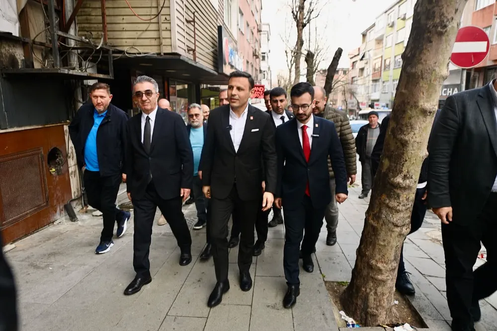 CHP Bayrampaşa’da Örgüt Buluşması: “Tarihi Bir Sürecin Eşiğindeyiz