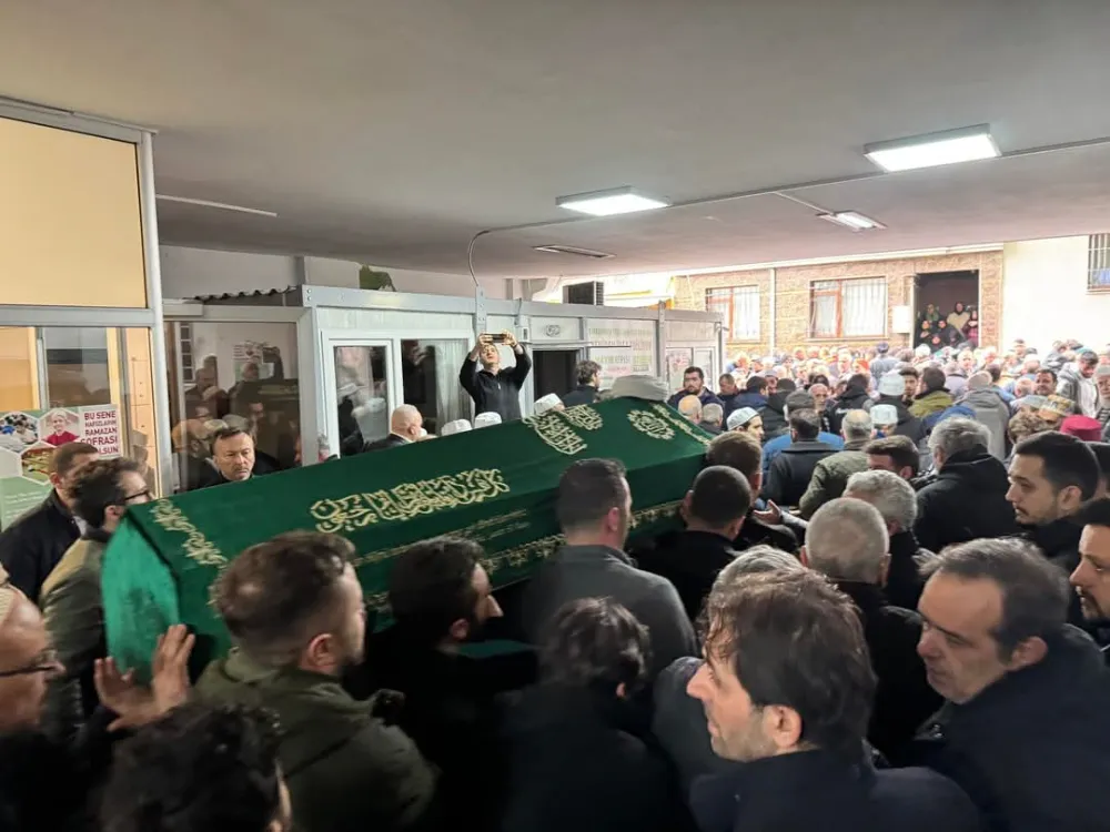 Bayrampaşa Yeşil Cami Eski Muhasebecisi Hasan Yamaç Son Yolculuğuna Uğurlandı