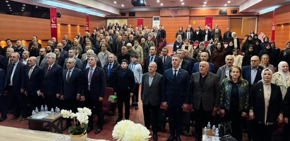 SAADET BAYRAMPAŞA’DA BAYRAK DEĞİŞİMİ: YENİ BAŞKAN CEVAT TÜZÜNOĞLU