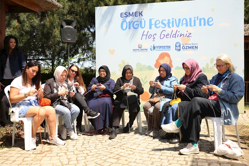 Eyüpsultan’da renkli ve anlamlı bir festival: ESMEK Örgü Festivali yoğun ilgi gördü