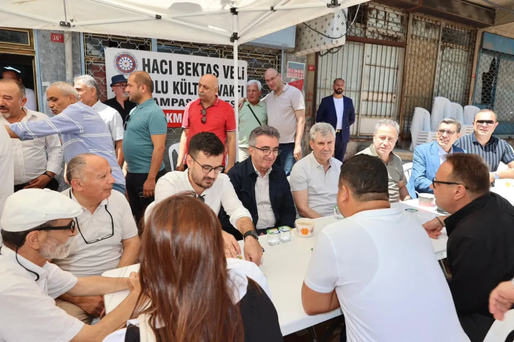 Bayrampaşa’da Aşure Lokmasıyla Birlik Mesajı Verildi