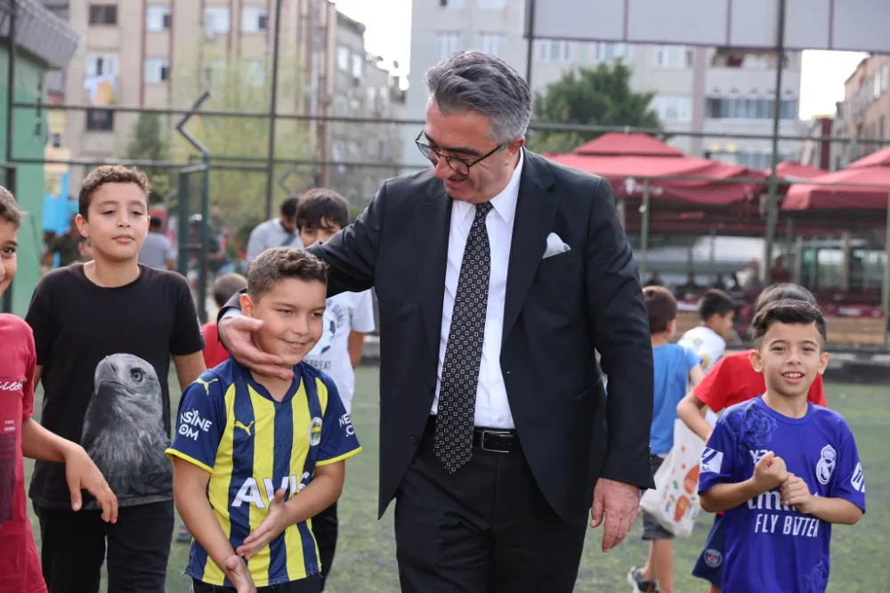 Gençler Sahada, Başkan Tribünde: Yaz Kur’an Kursları Turnuvası Start Aldı!